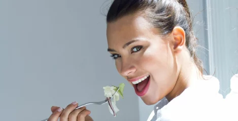 Richtige Ernährung in den 20ern, 30ern und 40ern für mehr Energie!