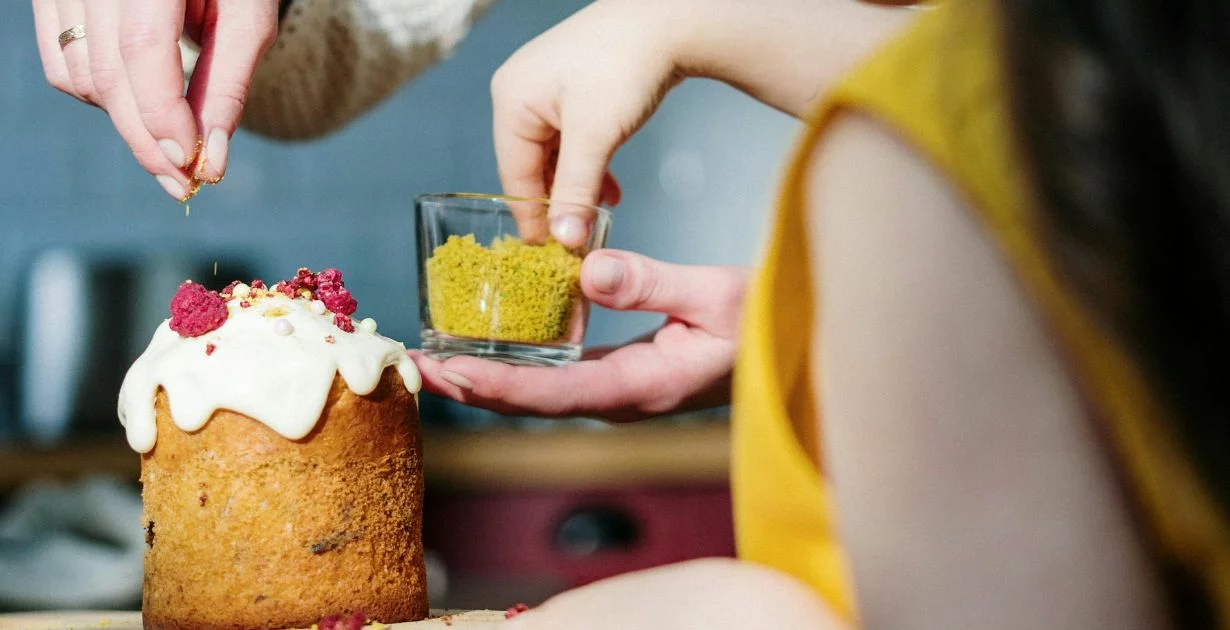 Muttertag: Feine Desserts & Erlebnisse als liebevolle Geschenke!