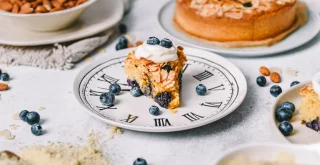 Saftiger Zitronenkuchen mit Heidelbeeren – das perfekte Rezept für den Sommer!