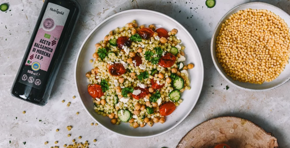 Fregola mit Tomaten