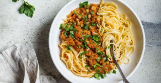 Vegane Bolognese im Teller