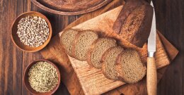 Flohsamenbrot geschnitten