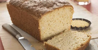 Hirsebrot in Scheiben geschnitten